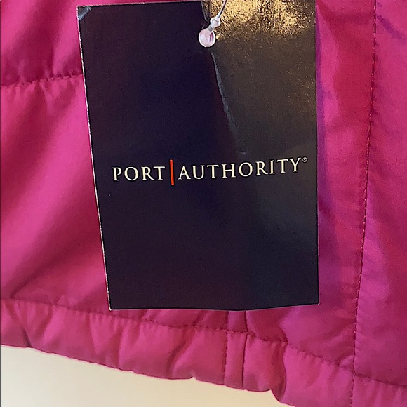 NWT - Port Authority womans bright berry/Bermuda purple puffer vest - Picture 5 of 5